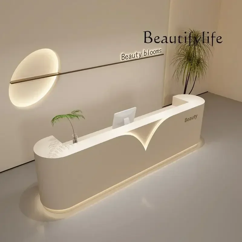 ร้านค้าใหม่ สไตล์สีโทนอุ่น ร้า - Luxury Skincare Store บทวิจารณ์และราคา