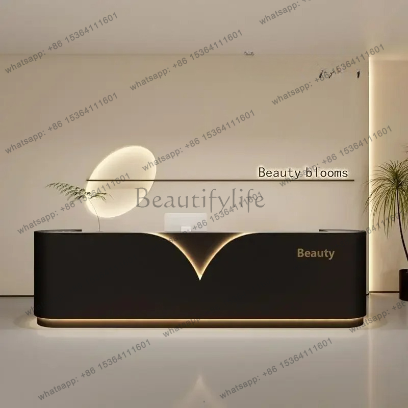 ร้านขายเครื่องสำอางและผลิตภัณฑ - Luxury Skincare Store บทวิจารณ์และราคา